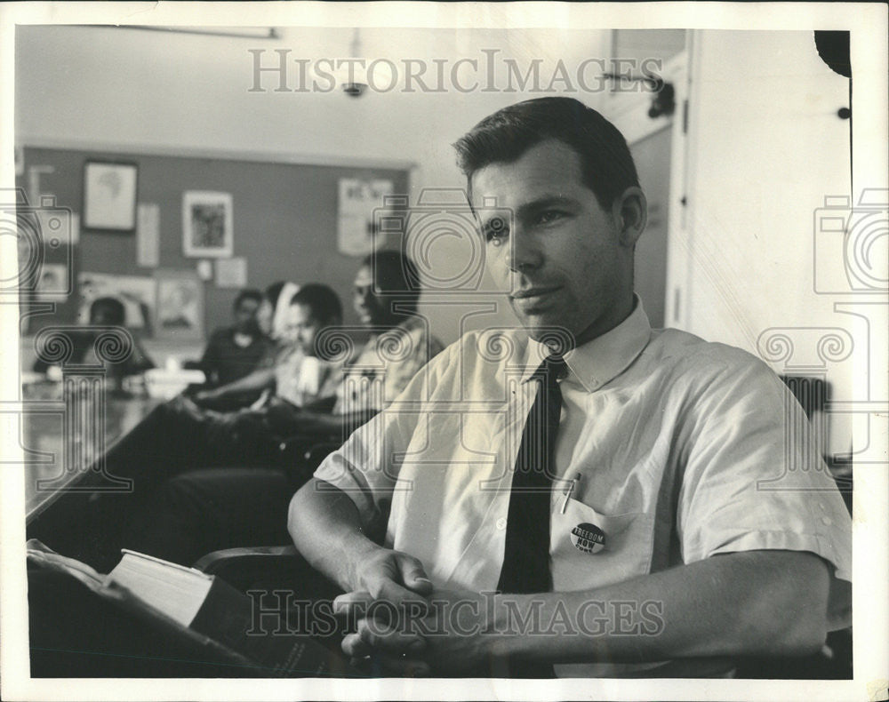 1963 Press Photo John Harkins Public Relations Director of Chicago CORE - Historic Images