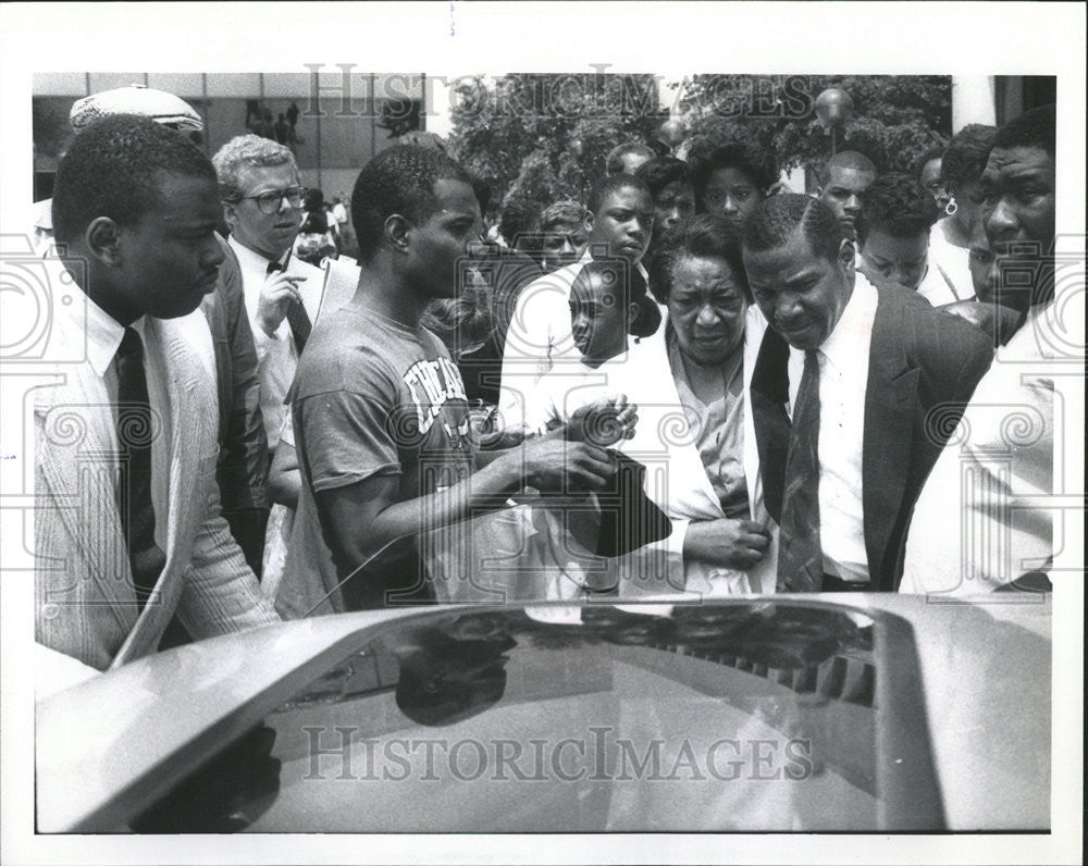 1989 Press Photo Rev Paul Hall Cook Country Circuit Court Judge Foxgrover Markha - Historic Images