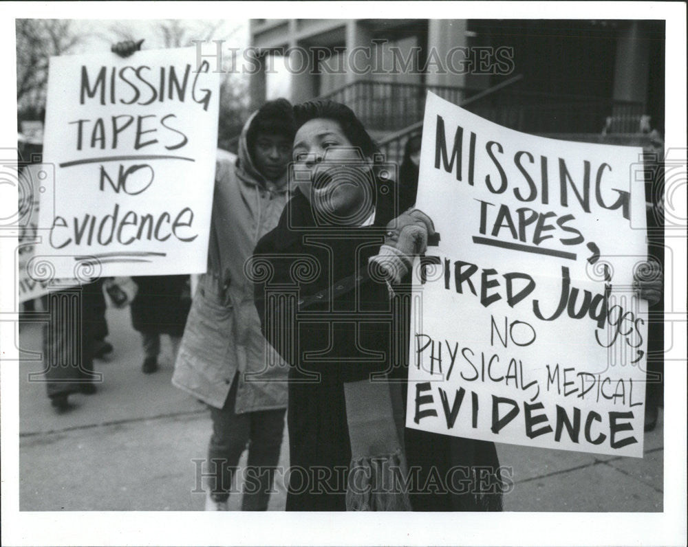 1993 Press Photo Rev Paul Hall Criminal Court Building California - Historic Images