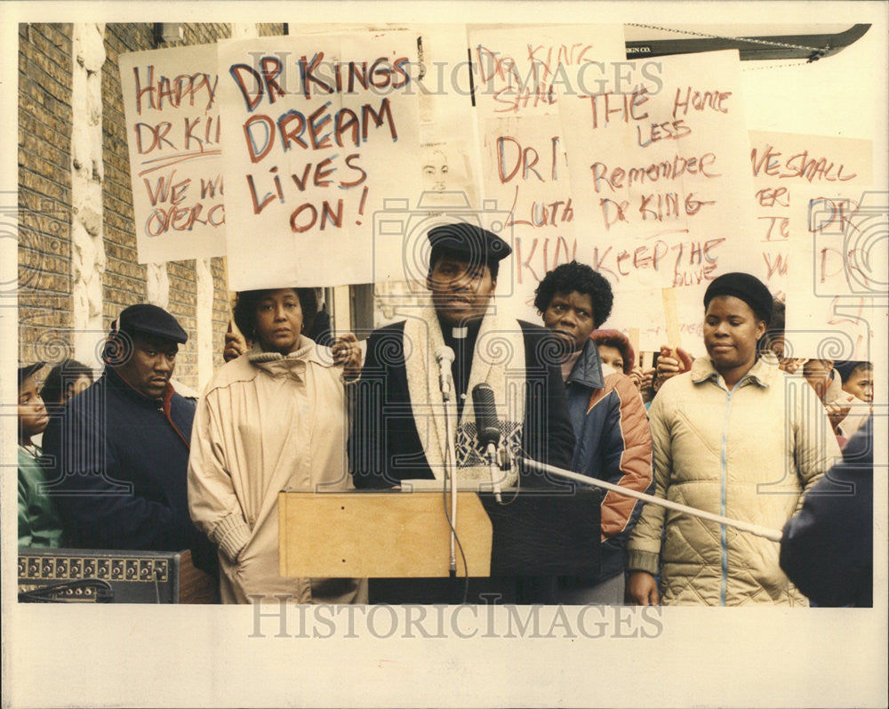 1988 Press Photo The Rev. Paul Hall - Historic Images