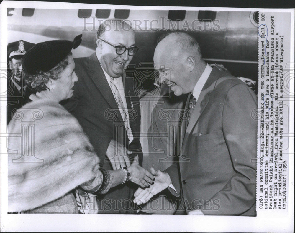 1956 Press Photo Leonard Hall President Dwight Eisenhower GOP National Committee - Historic Images