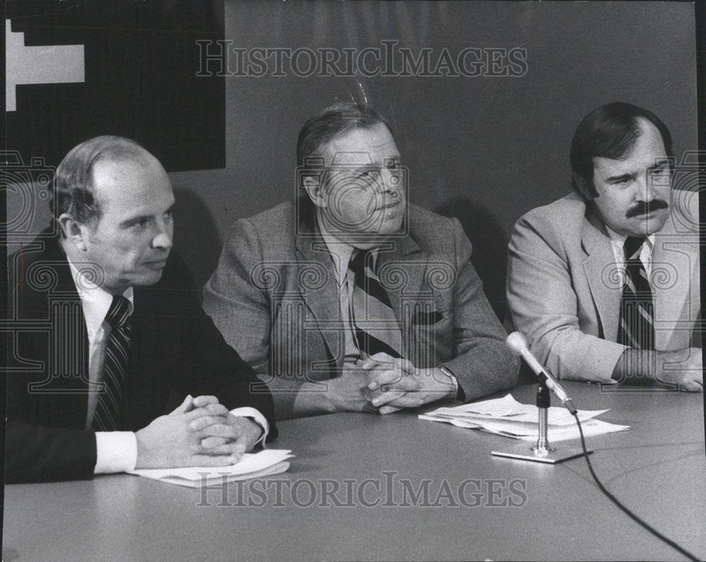 1974 Press Photo Thomas Maley Albert Kaufman Jack Lageschulte Chicago Home - Historic Images