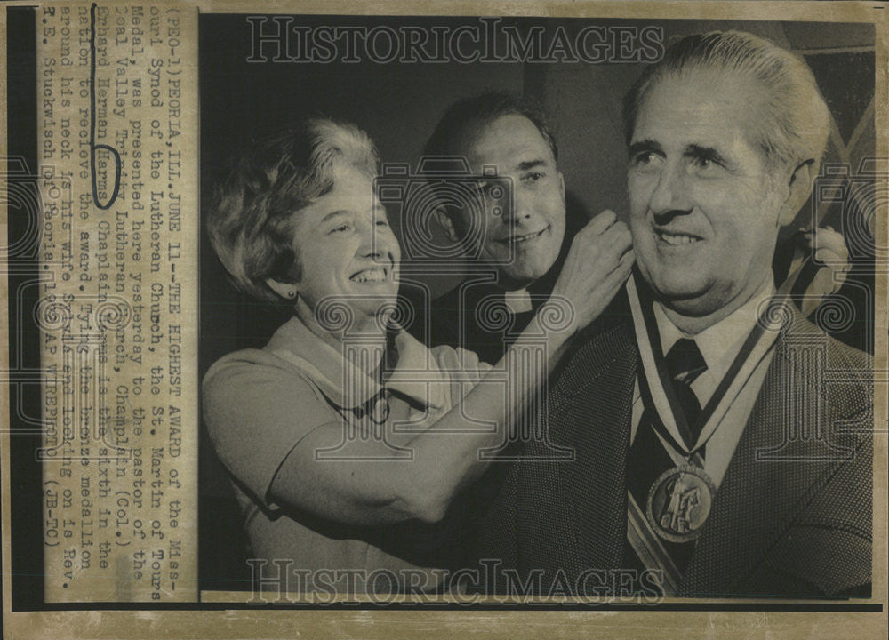 1972 Press Photo Erhard Herman Harms Pastor Coal Valley Trinity Lutheran Church - Historic Images