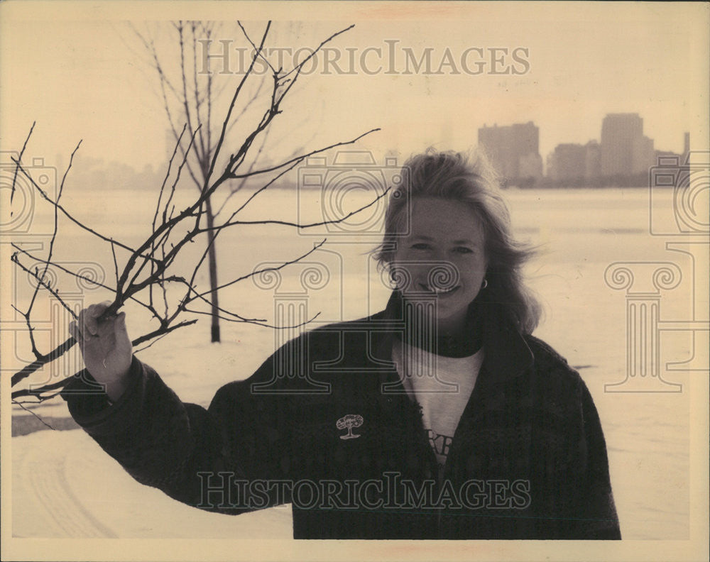 1994 Press Photo Suzanne Hoerr Founder Chicago Civic Group Treekeepers - Historic Images