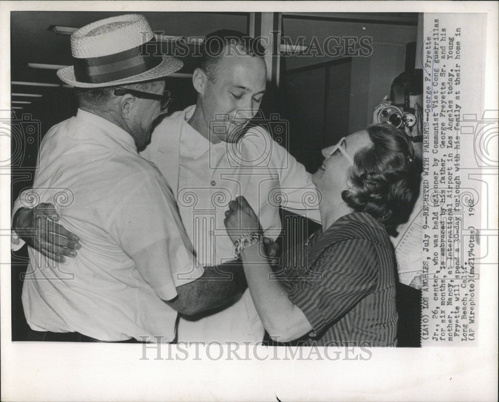 1962 Press Photo George Fryette Communist Viet Cong guerrillas Nancy Airport - Historic Images