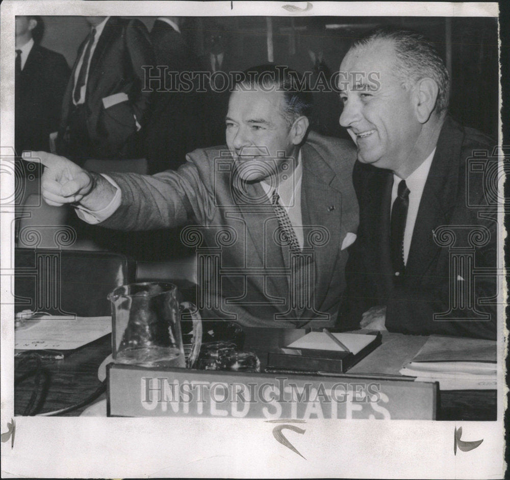 1958 Press Photo Senator Lyndon Johnson National Political Committee Henry Cabot - Historic Images