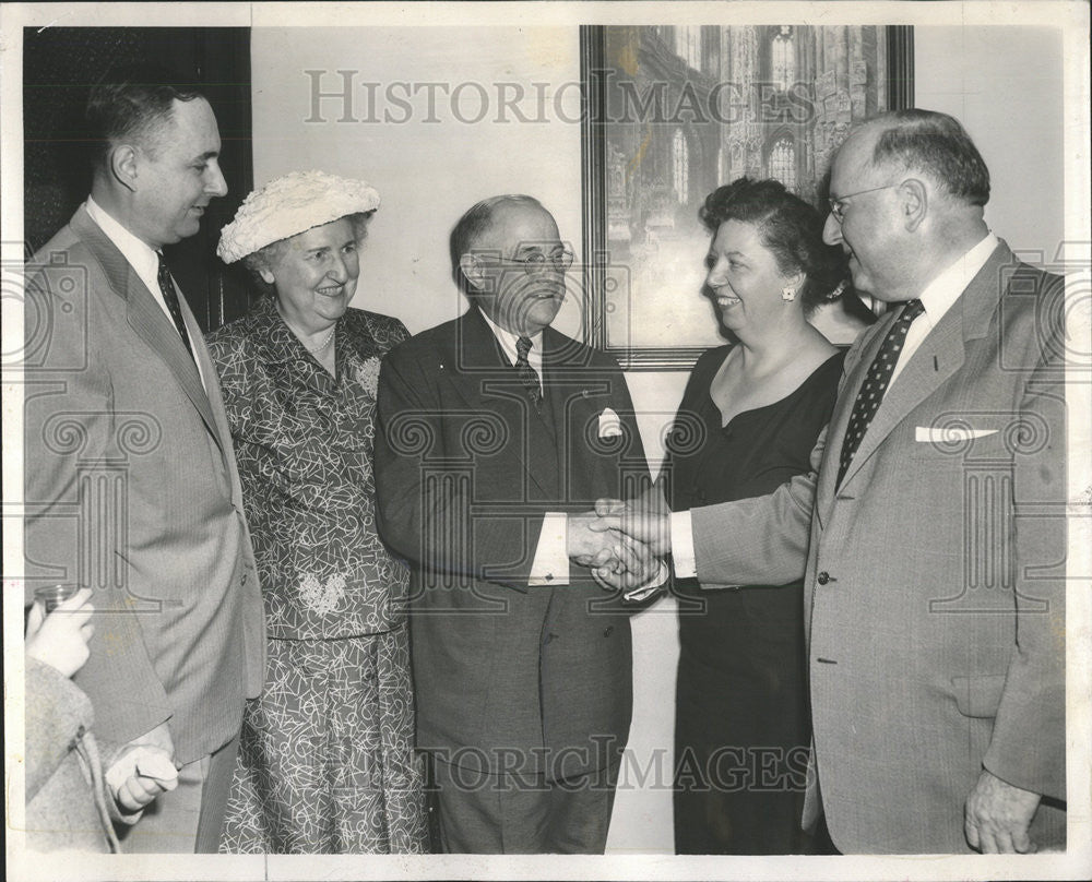 1956 Press Photo Mrs Martin Luken Sr Dr Edward Kalvelage Marie Risch Physician - Historic Images