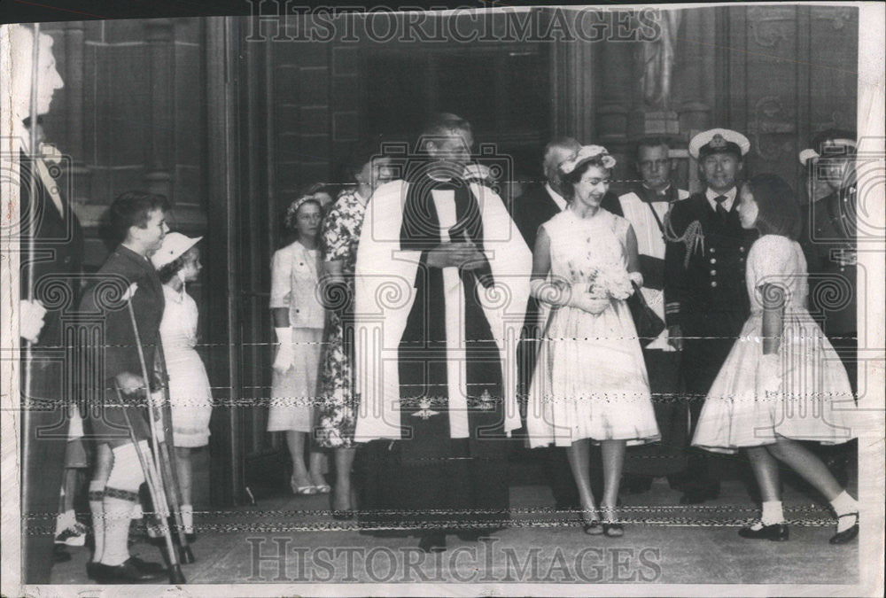 1958 Press Photo Princess Margaret Elizabeth Drake Christ Church Cathedral - Historic Images