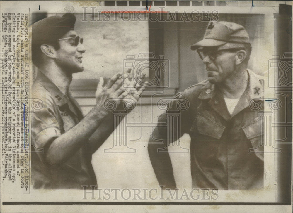 1969 Press Photo Capt. Thomas F. Marasco and Maj. John Fairbanks in S. Vietnam - Historic Images