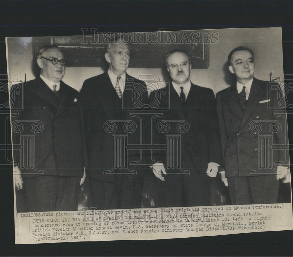 1947 Press Photo Big Four Foreign Stand Conference Room Open Peace Treaty Moscow - Historic Images