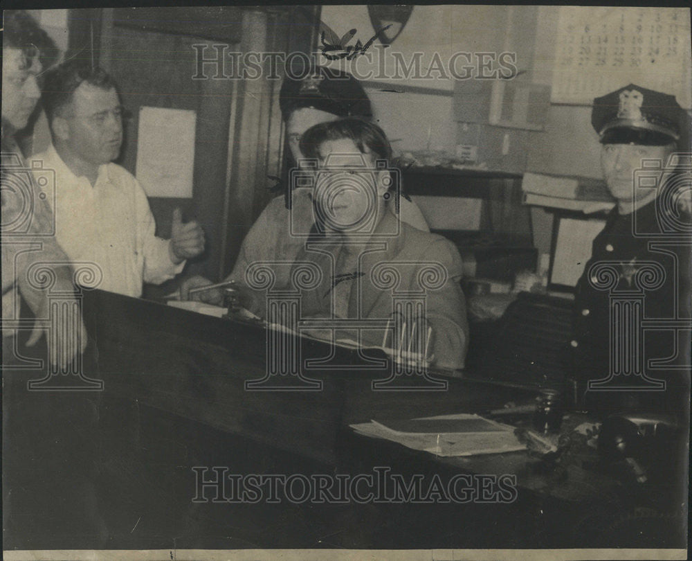 1949 Press Photo Al Erass Dolton Fireman Fred Mohr police Dept Arthur Marino - Historic Images