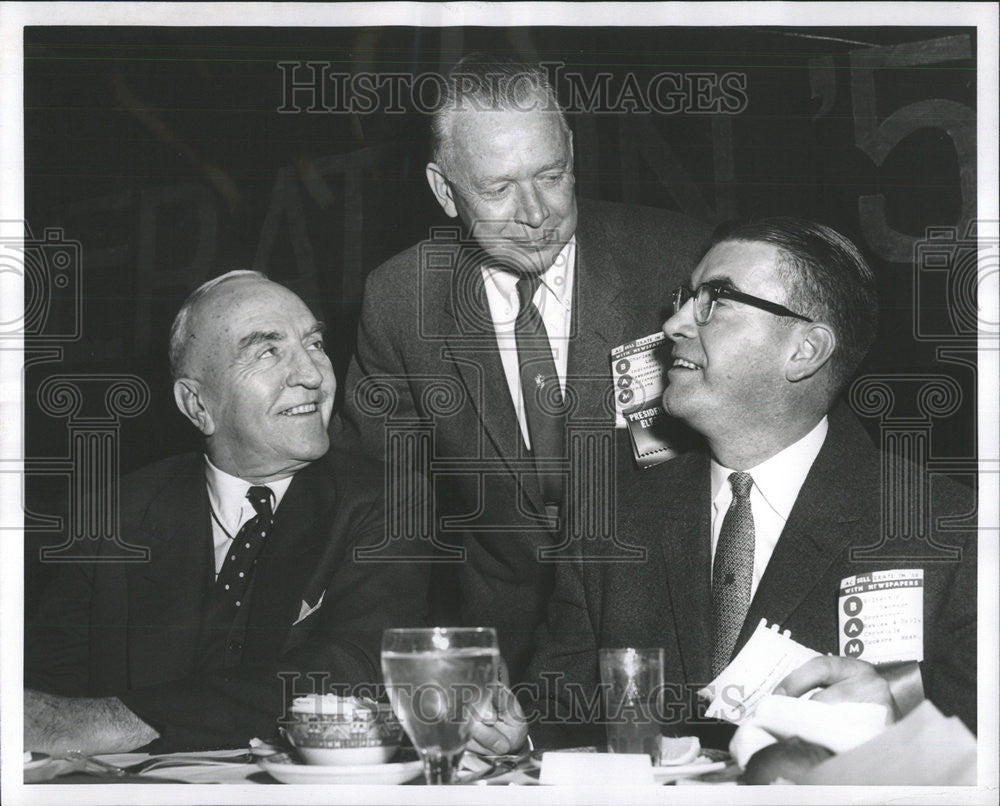 1958 Press Photo Charles Lord Gilbirt Swanson Eddie Rickenbacker NAEA Airlines - Historic Images