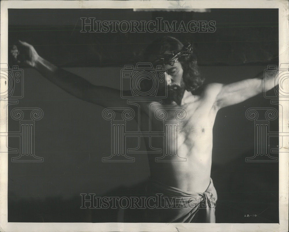 1953 Press Photo Golgotha Jesus two robbers Cyrene Simon Jerusalem Mary Magdalen - Historic Images