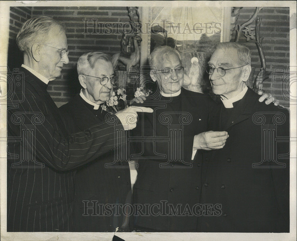 1953 Press Photo Dr. Julius Lincoln Former pastor Trinity Lutheran Church - Historic Images