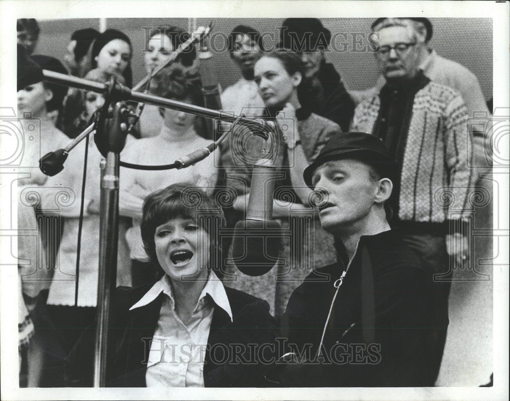 1969 Press Photo Broadway Jimmy Musical Play Life Good Times Walker Betty Frank - Historic Images