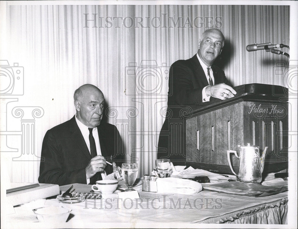 1964 Press Photo Former Indiana Governor Harold Handley Illinois Congressmen - Historic Images