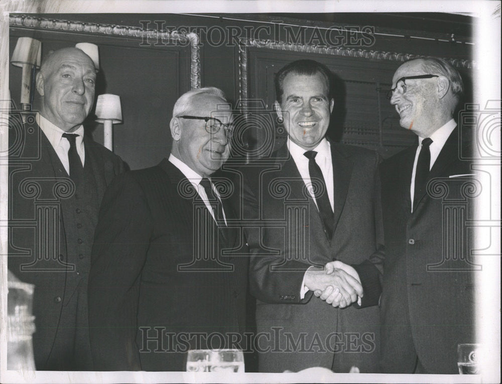 1963 Press Photo Illinois Republican Vice President Richard Nixon Fred Gillies - Historic Images