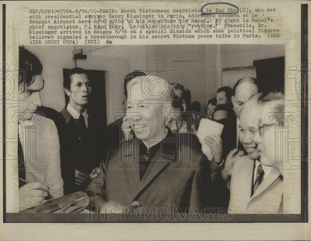 1972 Press Photo Le Duc Tho Xuan Thuy Saigon North Vietnamese negotiator Paris - Historic Images