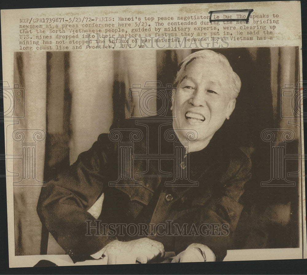 1972 Press Photo Le Duc Tho peace negotiator speak newsmen press conference - Historic Images