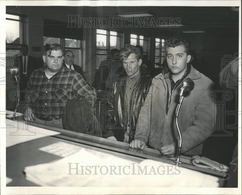 1963 Press Photo Vernon Landis David Wykel William Wegner Boys shoot w