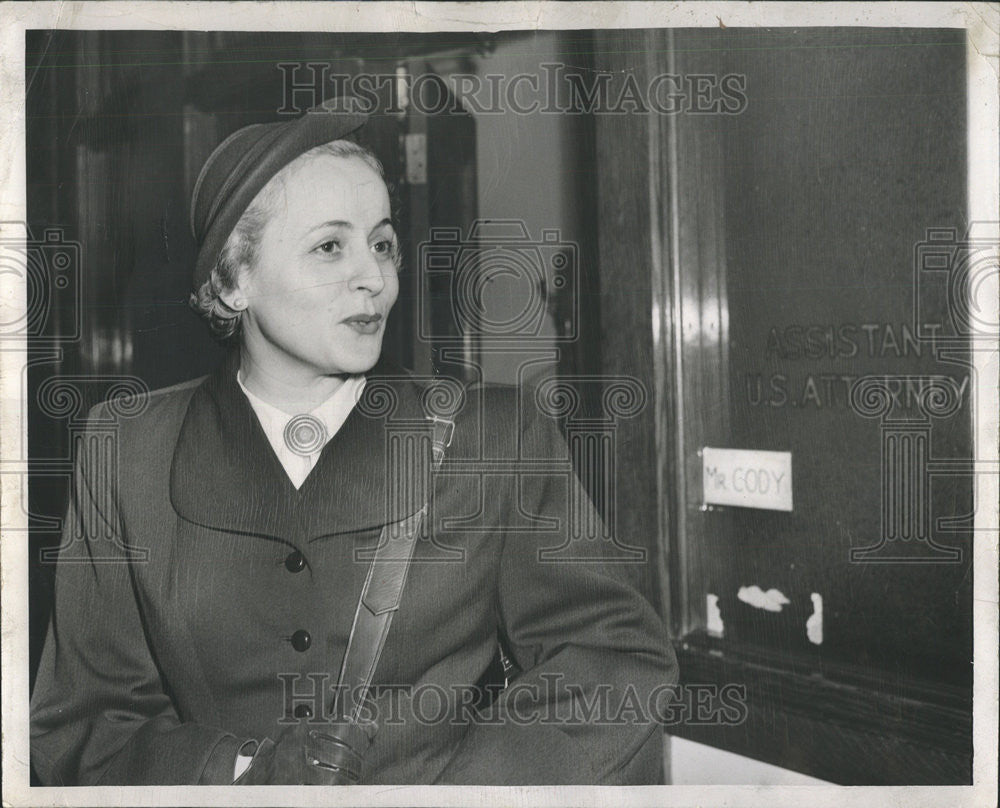 1950 Press Photo Viennese Blonde Maria-Irene Knoll Lutwak - Historic Images