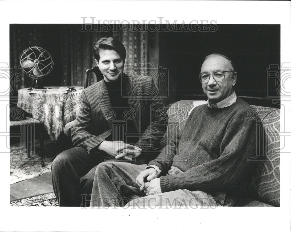 1994 Press Photo Michael Leavitt Neil Simon Chicago Production Simon Yonkers - Historic Images