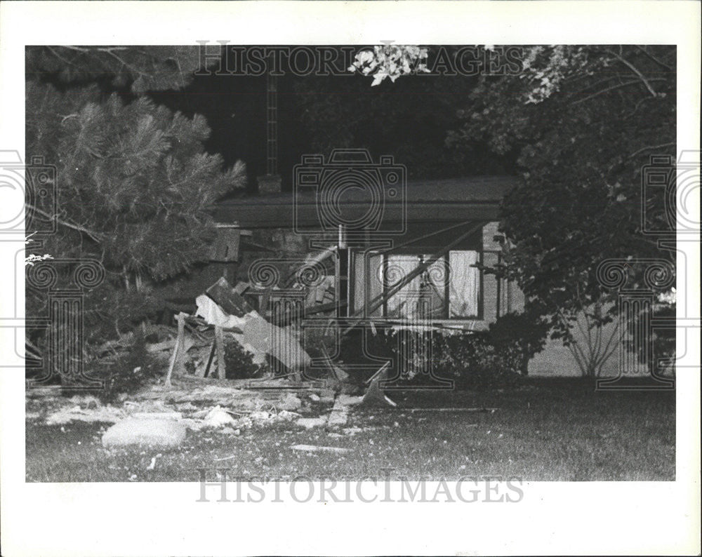 1981 Press Photo William F. Martin President Striking Engineers Blast Home Crime - Historic Images