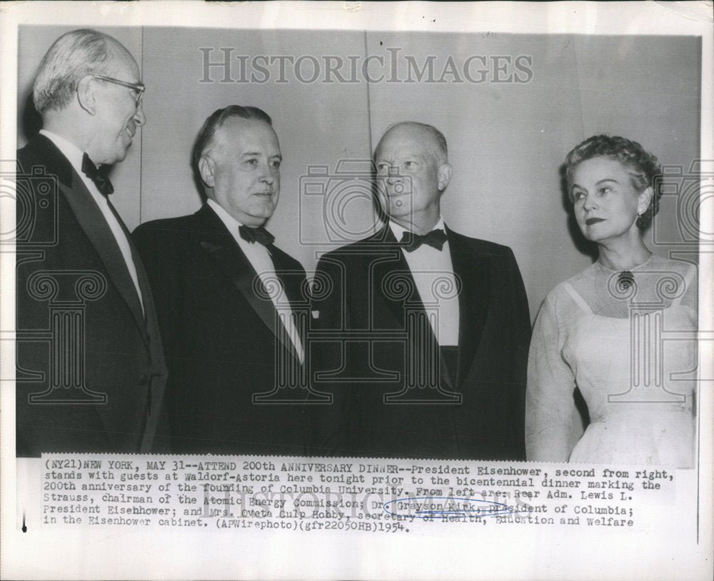 1954 Press Photo President Eisenhower Dr Grayson Kirk Mrs Oveta Culp Hobby - Historic Images