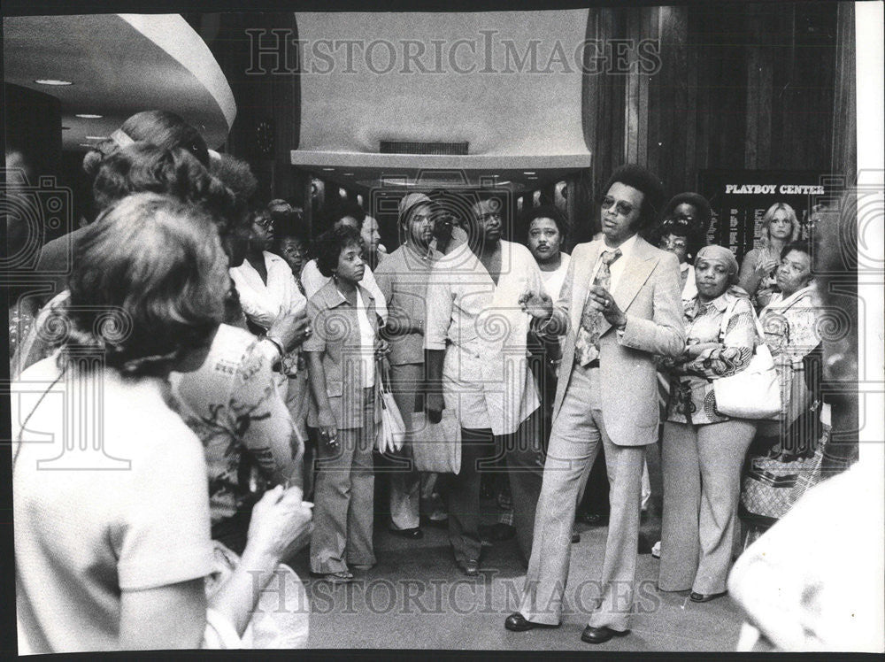 1975 Press Photo Tony Jackson Playboy combine highest black comapny hotel fire - Historic Images