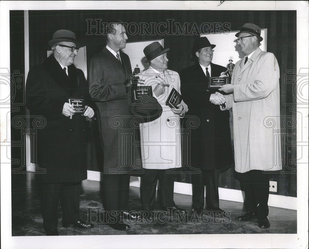 1961 Press Photo Floyd Kenlay Illinois Club Catholic Women Chicagoan American - Historic Images