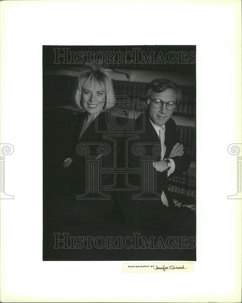 1986 Press Photo ATTORNEY SUSAN LOGGANS PARTNER - Historic Images