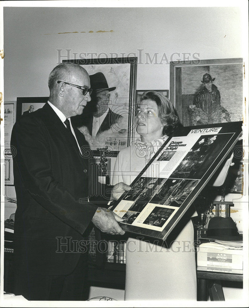 1967 Press Photo Chicago Fire Commissioner Robert Quinn Richard Daley Cynthia - Historic Images