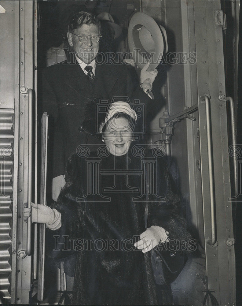 1947 Press Photo Kelly Wills Problem Successor Margaret Mayor - Historic Images