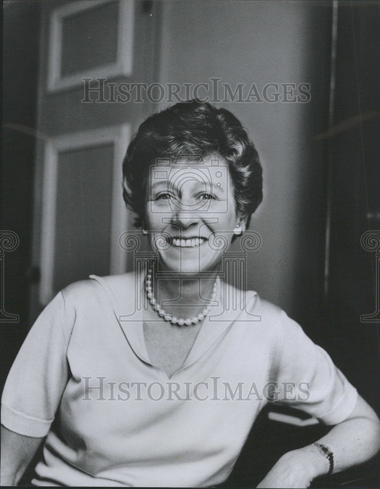 Press Photo Barbara Levy France grandfather ambassador columnist Paris Herald - Historic Images