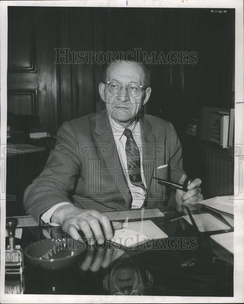 1957 Press Photo Nathan R. Levin of the Chicago Public Library - Historic Images