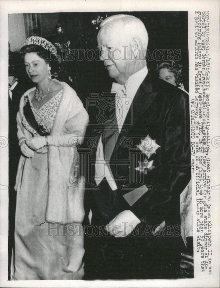 1965 Press Photo Great Britain Queen Elizabeth II West German President Heinrich - Historic Images