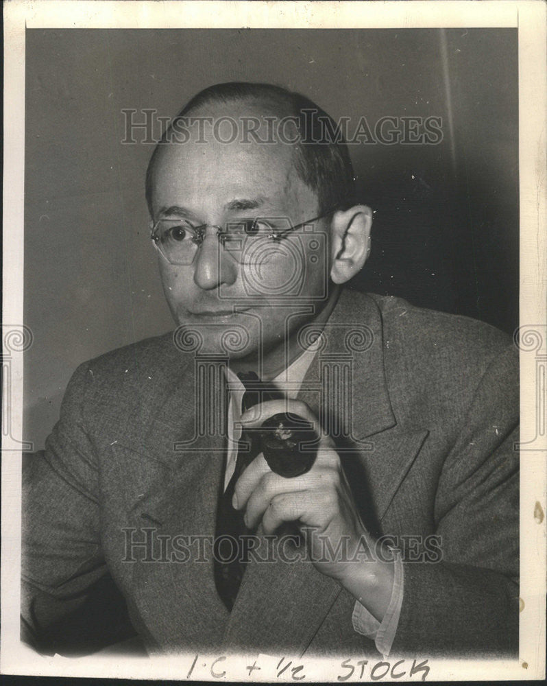 1945 Press Photo Isador Lubin Worcester Blark College Robert Brooking Graduate - Historic Images