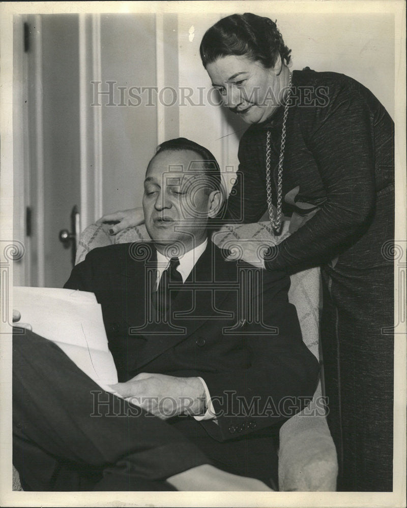 1938 Press Photo Mrs. Edith Lucas &amp; Husband, Sherman Hotel - Historic Images