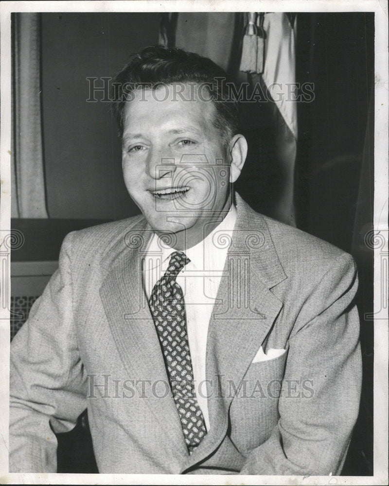 1953 Press Photo Thaddeus J Lubera,asst Supt of Schools - Historic Images