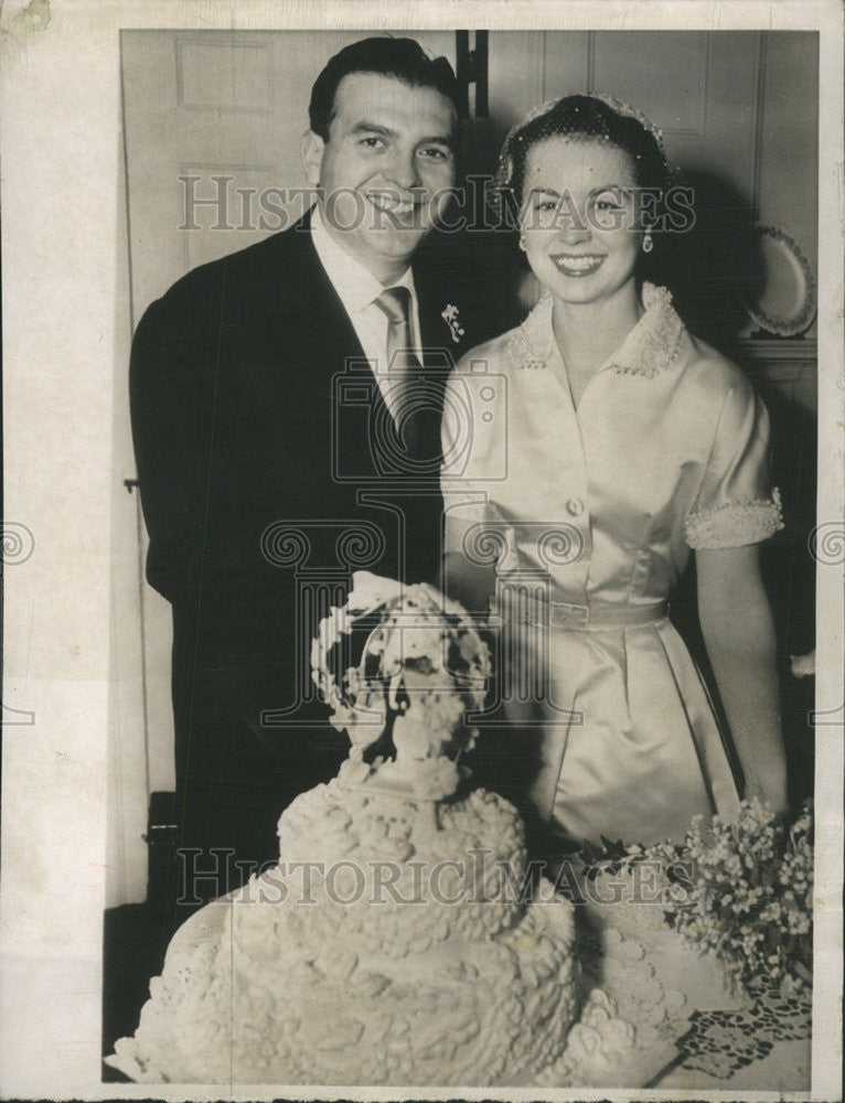 1951 Press Photo Television announcer Dennis James Marjorie Crawford New York - Historic Images