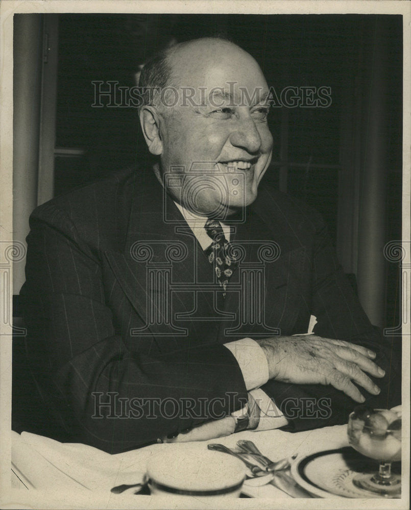 1943 Press Photo Lottie Stvall William Jeffers AAA members Palmer House Speak - Historic Images