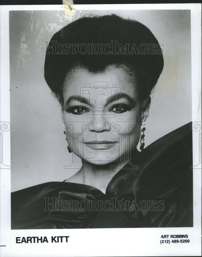 1998 Press Photo Eartha Long Absent Chicago Scene Singer Dancer Actress DuSable - Historic Images