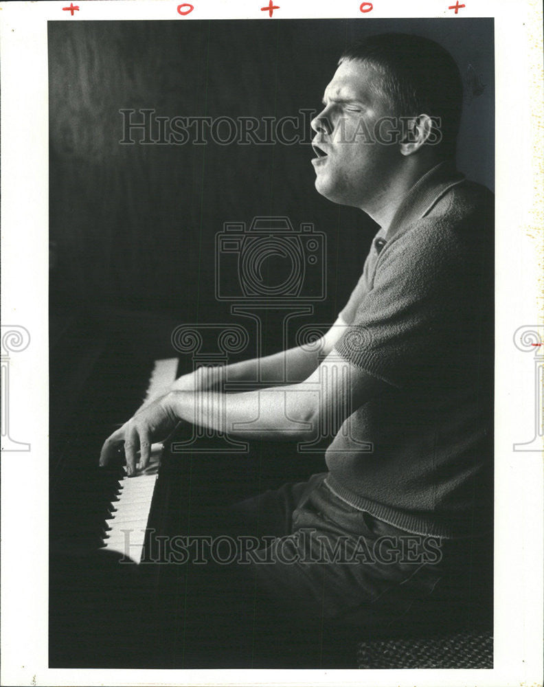 1981 Press Photo Leslie Lemke Victim Cerebral Palsy Blind Severely Retarded - Historic Images