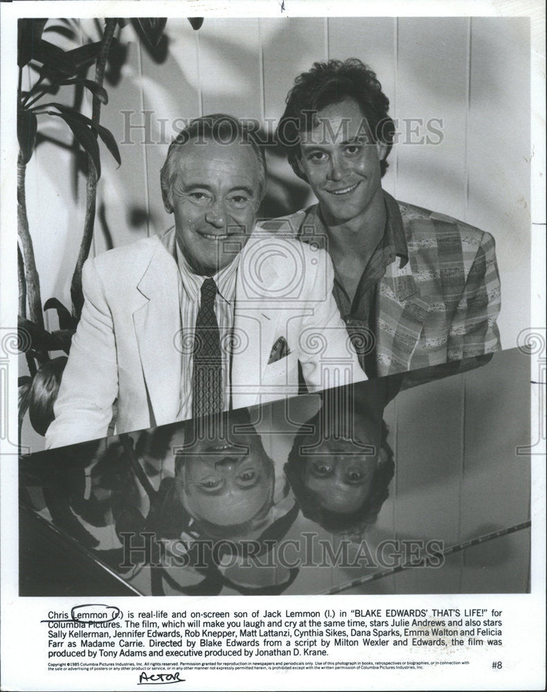 1986 Press Photo Chris Lemmon with father Jack Lemmon &quot;Blake Edwards&#39; That&#39;s Lif - Historic Images