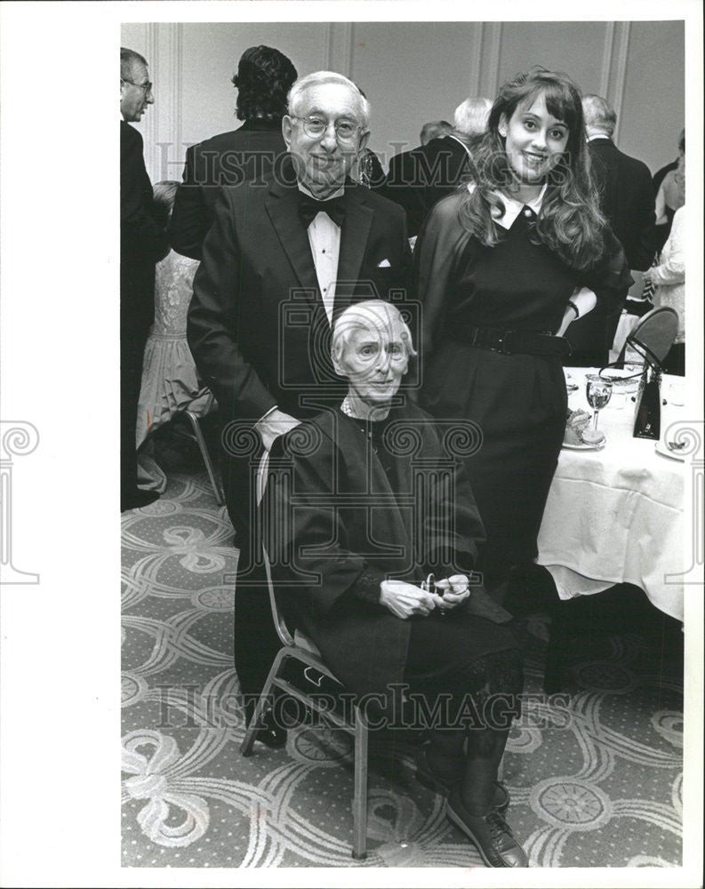 1993 Press Photo Doctor Joseph Kirsner Minnie Rachel University Chicago - Historic Images