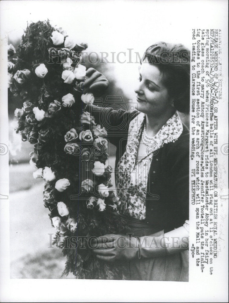 1960 Press Photo Princess Margaret Rides To Westminister Abbey - Historic Images