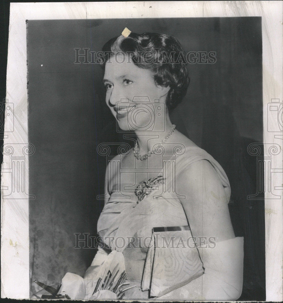 1957 Press Photo Princess Margaret 27th birthday - Historic Images