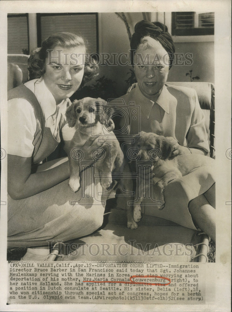 1952 Press Photo Maria Cornala Louwerenburgh & Doris Louwerenburgh - Historic Images
