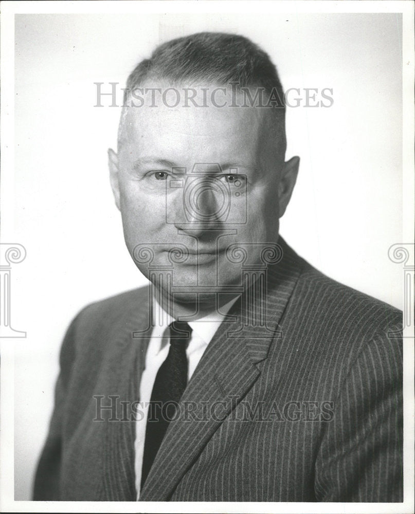 1964 Press Photo John Loughnane Nalco Chemical traffic Manager - Historic Images