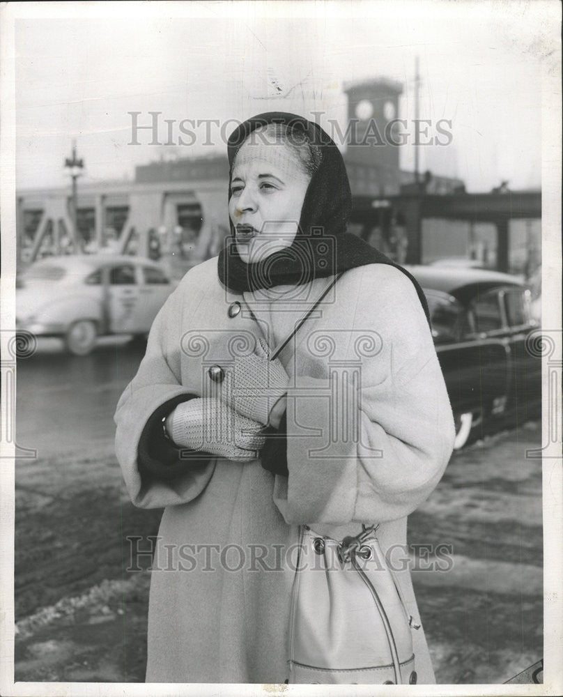 1954 Press Photo Virginia Marmaduke Sun Time Reporter Tiny - Historic Images